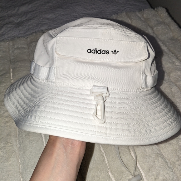 Adidas white Boonie bucket hat - Picture 1 of 5